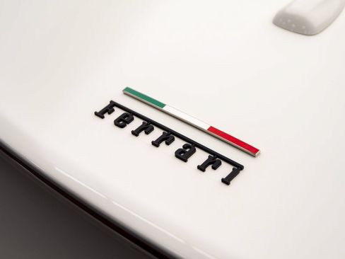 Used 2016 Ferrari California T RWD image 28
