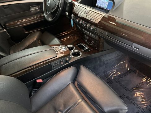 Used 2008 BMW 750i 750i image 31