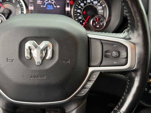 Used 2020 RAM 1500 Big Horn AWD/4WD image 17