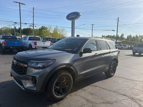 Used 2026 Ford Explorer Tremor w/ Tremor Convenience Package AWD/4WD image 4