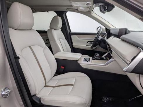 Used 2024 MAZDA CX-90 Plug-In Hybrid w/ Premium Plus image 23