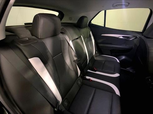 Used 2025 Buick Envision Sport Touring image 23