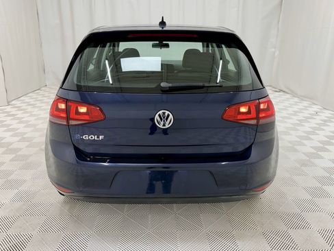 Used 2016 Volkswagen e-Golf SE w/ DC Fast Charging Package image 7