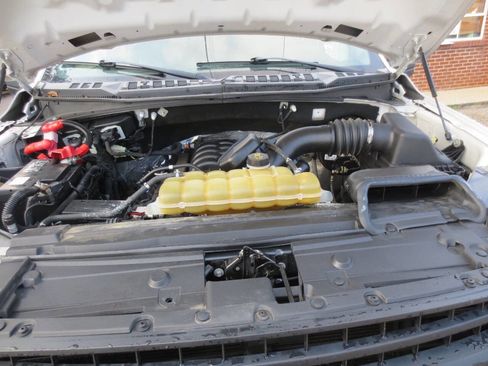 Used 2019 Ford F150 XL w/ Equipment Group 101A Mid image 4