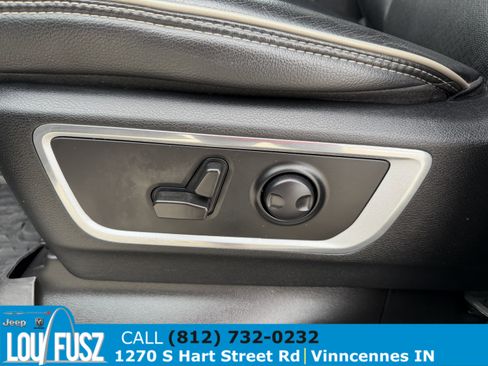 Used 2022 RAM 1500 Laramie w/ Sport Appearance Package image 17