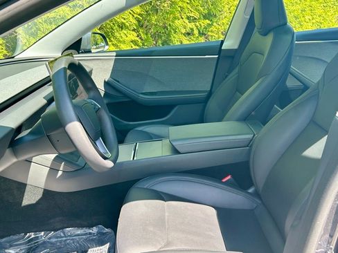 Used 2025 Tesla Model 3 Long Range RWD image 21