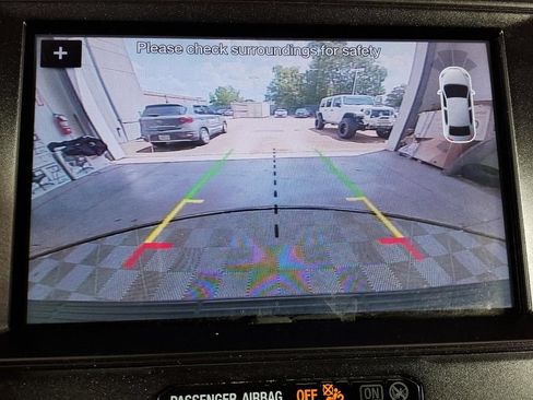 Used 2018 Ford Expedition Limited w/ Equipment Group 301A RWD image 12