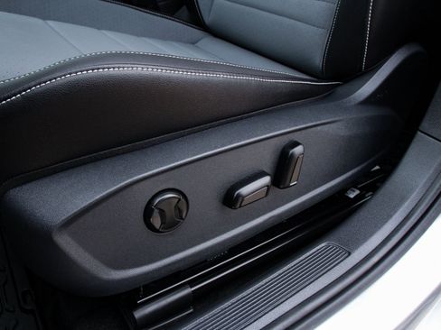 New 2026 Volkswagen Jetta SE image 15