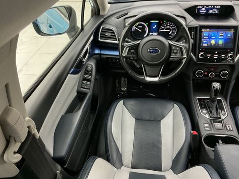 Used 2020 Subaru Crosstrek Hybrid AWD/4WD image 30