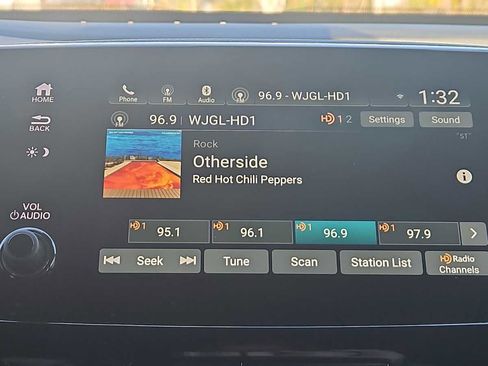 Used 2022 Honda Pilot Sport image 12