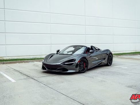 Used 2020 McLaren 720S Performance RWD image 48