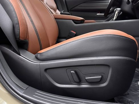 Used 2024 MAZDA CX-50 AWD 2.5 Turbo w/ Cargo Package image 38