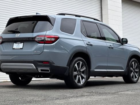 Used 2023 Honda Pilot Elite image 8