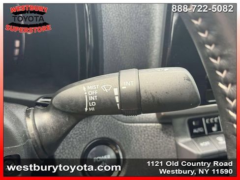 Used 2025 Toyota Camry SE w/ Convenience Package AWD/4WD image 26