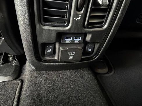 Used 2024 Dodge Durango GT AWD/4WD image 18