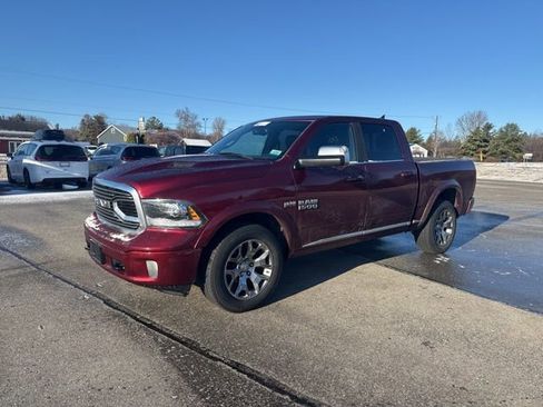 Used 2018 RAM 1500 Limited image 1