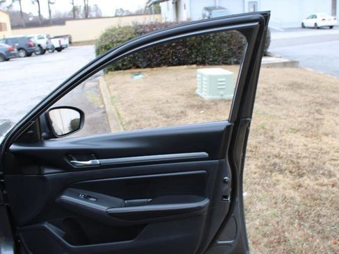 Used 2022 Nissan Altima 2.5 SV FWD image 20