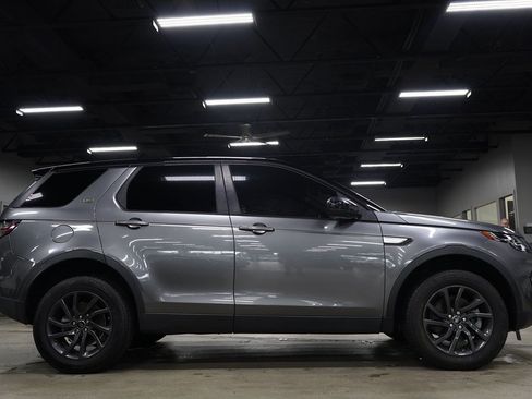 Used 2018 Land Rover Discovery Sport HSE AWD/4WD image 6