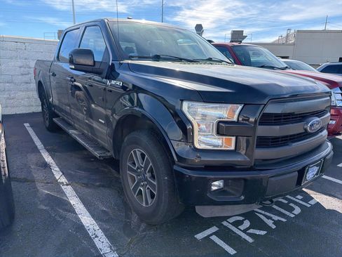 Used 2015 Ford F150 Lariat image 3