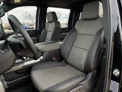 New 2026 Chevrolet Silverado 2500 ZR2 image 21