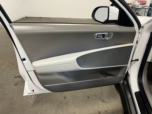 Used 2023 Hyundai Ioniq 6 Limited RWD image 25