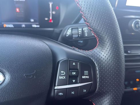 Used 2025 Ford Escape ST-Line image 15