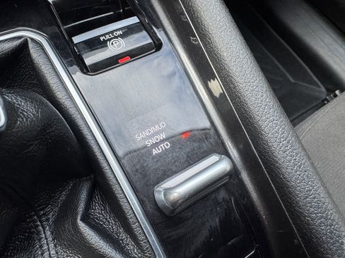 Used 2022 Jeep Compass Sport image 30