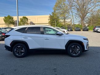 New 2025 Hyundai Tucson SEL video 3