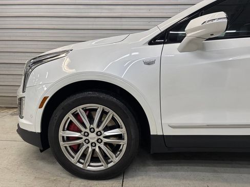 Used 2022 Cadillac XT5 Sportv w/ Technology Package AWD/4WD image 4
