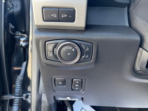 Used 2019 Ford F250 Lariat w/ Lariat Ultimate Package image 16