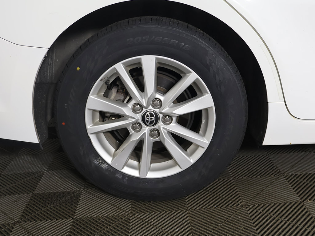 Used 2025 Toyota Camry LE FWD image 20