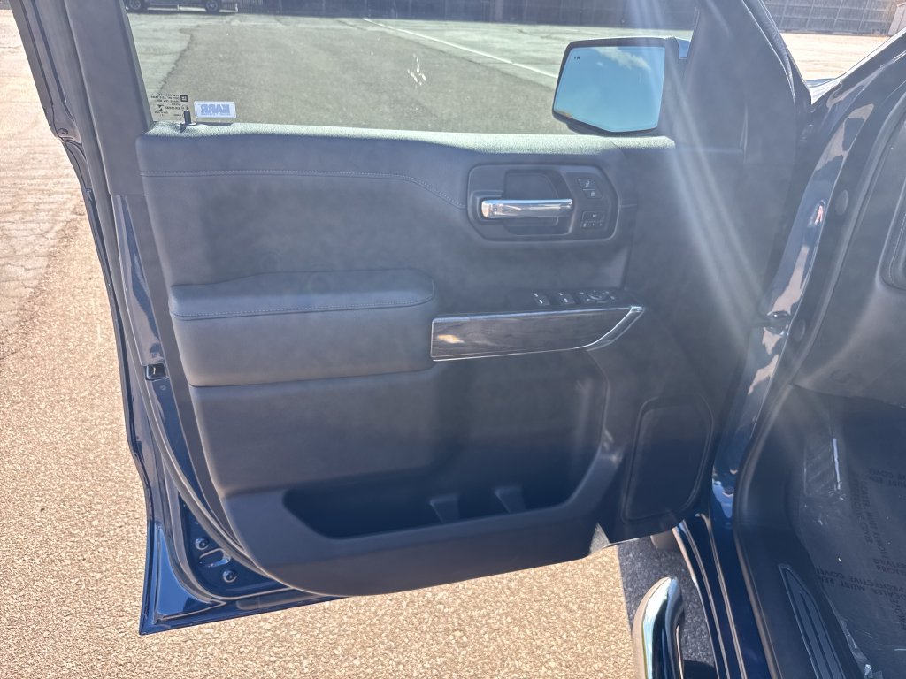 Used 2021 Chevrolet Silverado 1500 LTZ AWD/4WD image 10