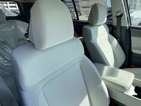 New 2026 Hyundai Santa Fe SE FWD image 25