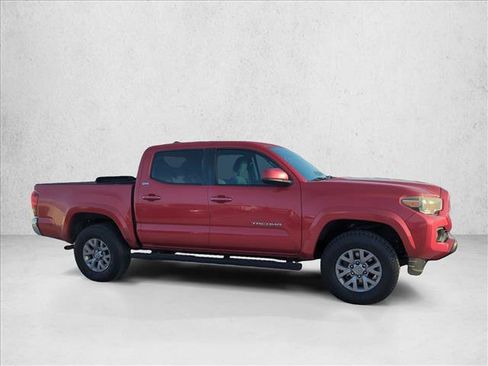 Used 2019 Toyota Tacoma SR5 RWD image 4