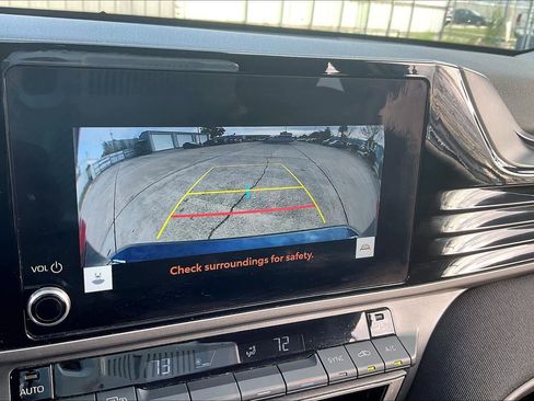 Used 2025 Toyota Camry LE image 26