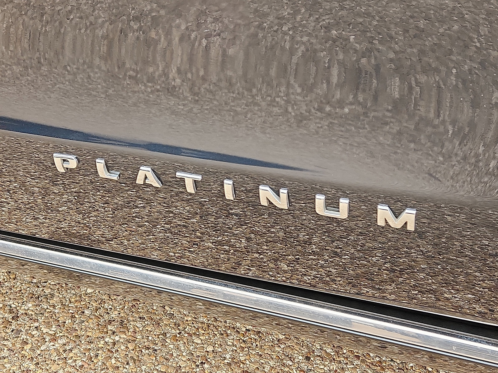 Used 2023 Ford Expedition Max Platinum AWD/4WD image 10