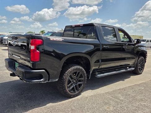 Used 2022 Chevrolet Silverado 1500 LT Trail Boss w/ Convenience Package II AWD/4WD image 7