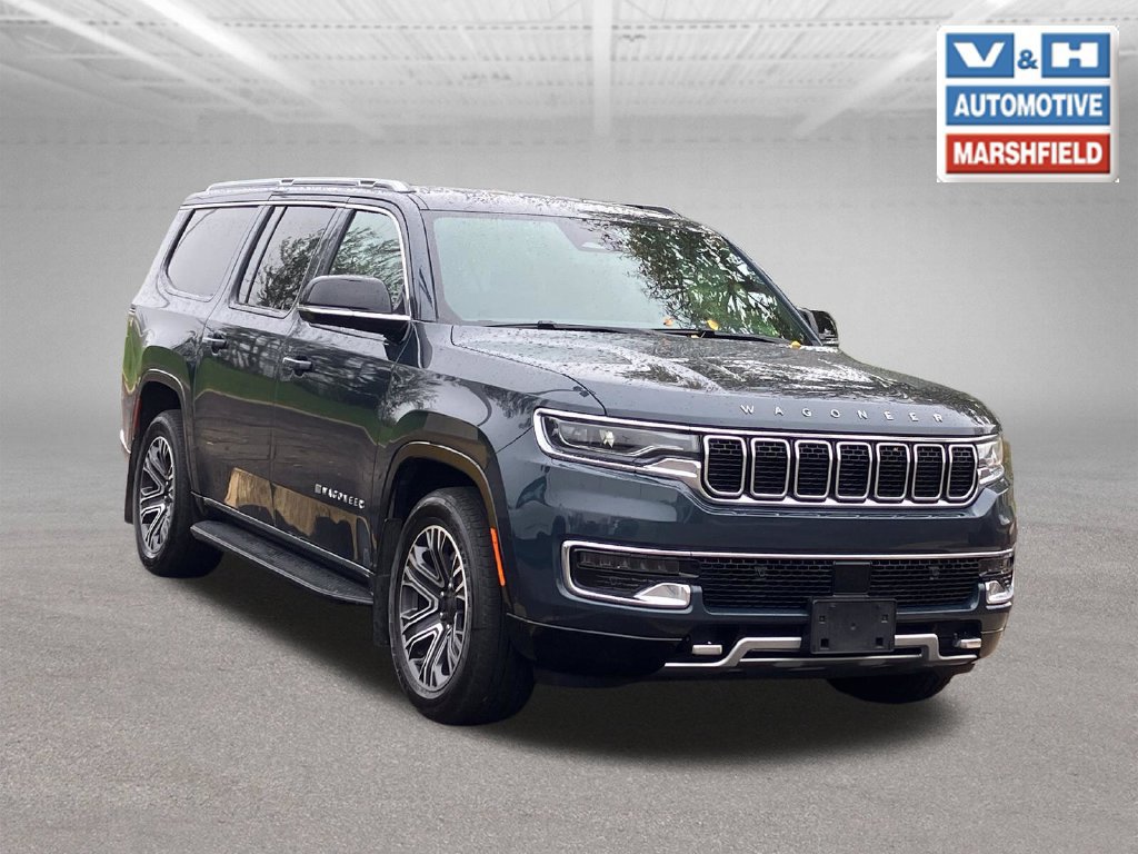 Used 2024 Jeep Wagoneer L Series II w/ HD Trailer Tow Package AWD/4WD image 1