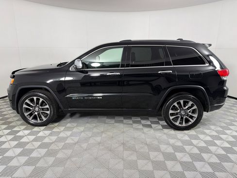 Used 2017 Jeep Grand Cherokee Limited image 8