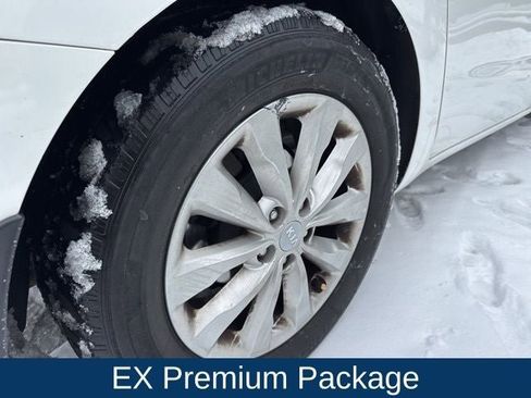 Used 2016 Kia Sedona EX image 19