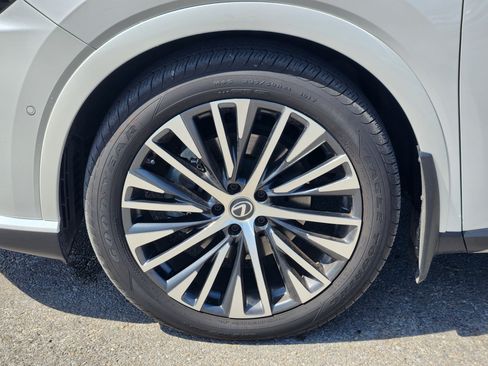 Used 2023 Lexus RX 350 Premium Plus w/ Cold Area Package FWD image 10