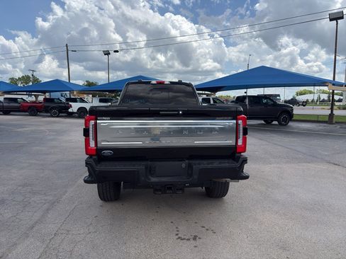 Used 2024 Ford F350 Platinum w/ FX4 Off-Road Package AWD/4WD image 6