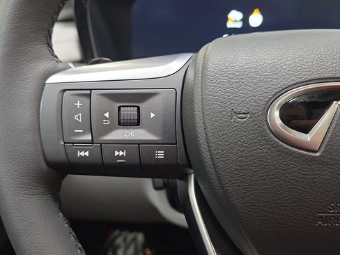 Certified 2026 INFINITI QX60 Luxe w/ Cargo Package AWD/4WD image 13