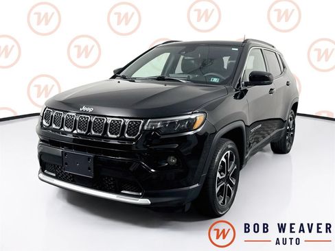 Used 2023 Jeep Compass Limited w/ Sun and Sound Group AWD/4WD image 3