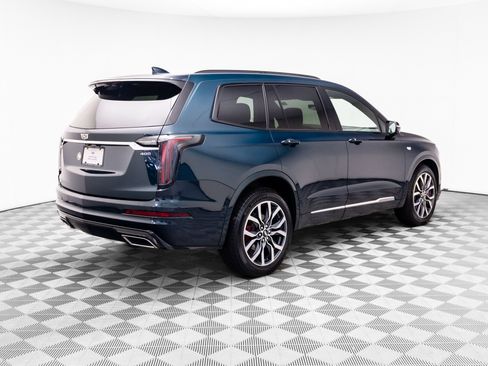 Certified 2025 Cadillac XT6 Sport w/ Platinum Package AWD/4WD image 6