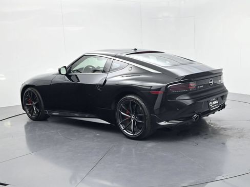 Used 2024 Nissan Z Performance w/ Floor Mat Package RWD image 5
