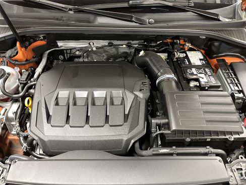 Used 2024 Audi Q3 2.0T Premium Plus w/ Premium Plus Package image 38