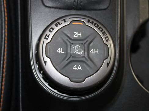 Used 2021 Ford Bronco Badlands image 47