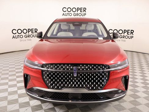 New 2026 Lincoln Nautilus Premier AWD/4WD image 9