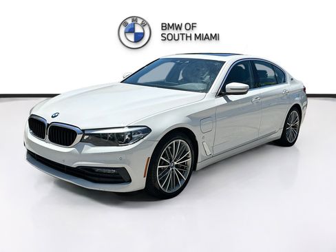 Used 2018 BMW 530e image 3
